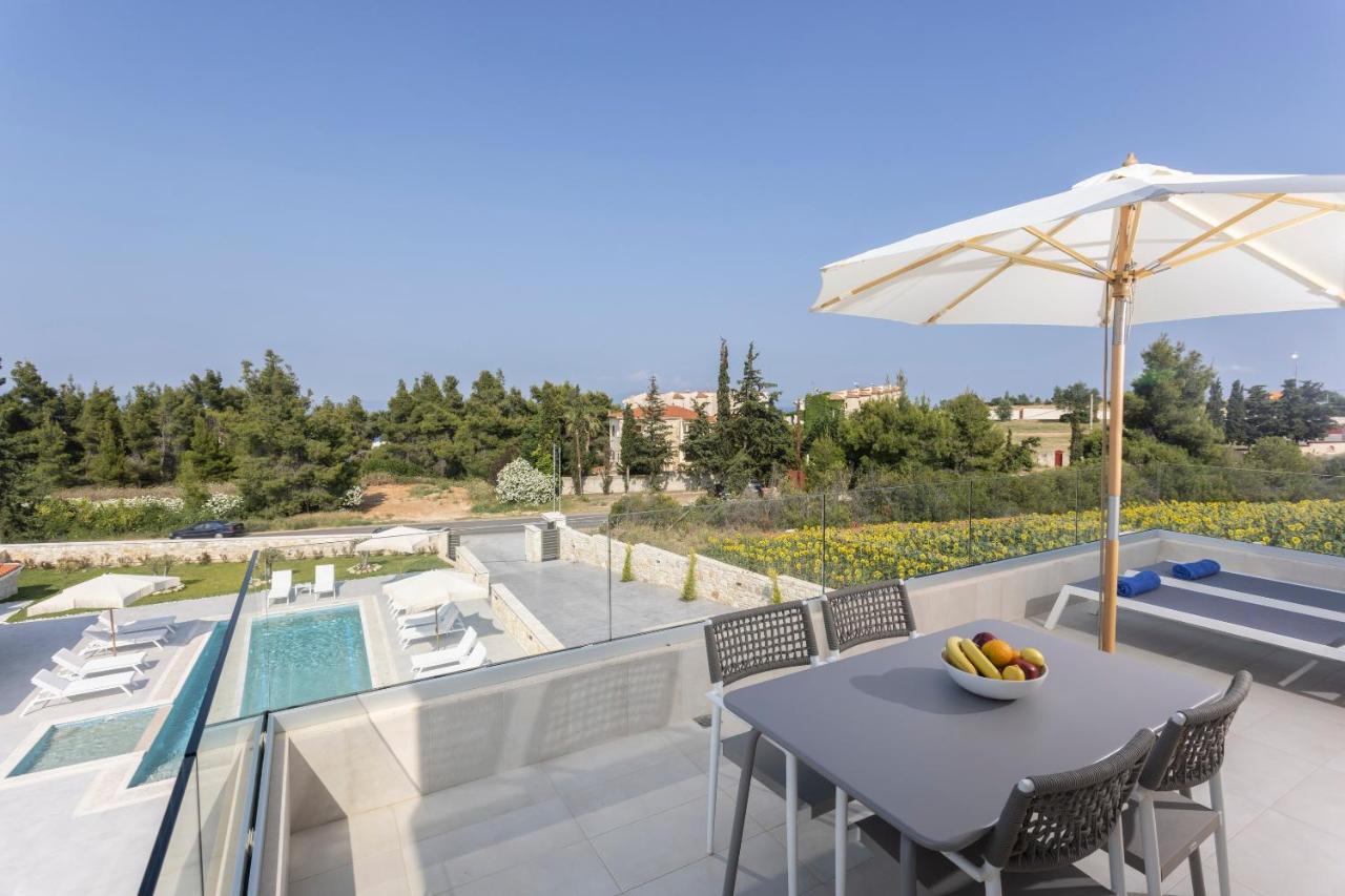 Anna Mare Luxury Apartments Афитос Экстерьер фото