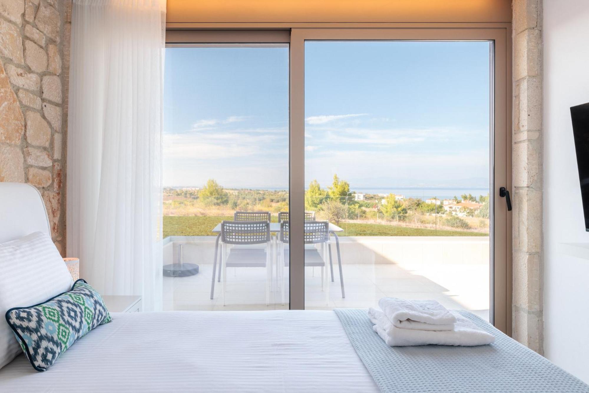 Anna Mare Luxury Apartments Афитос Номер фото